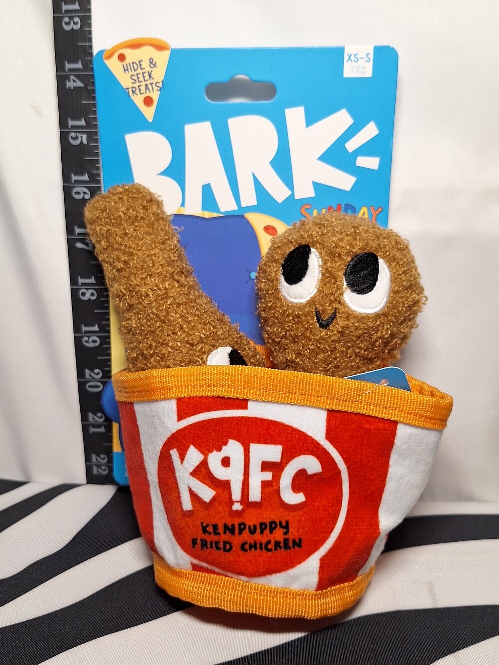 NWT Bark Kenpuppy Fried Chicken Dog Toy XS-S